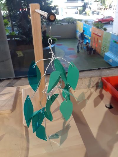 Visitor build hanging vine