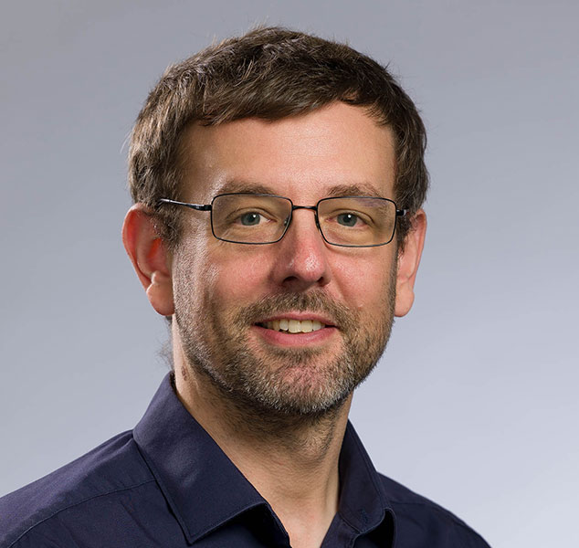 Dr Mike Rix - Staff profiles | Queensland Museum